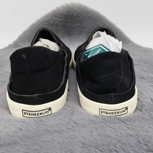 Staheekum Men's Flipside Suede Slip-On Shoes - Picture 4 of 6